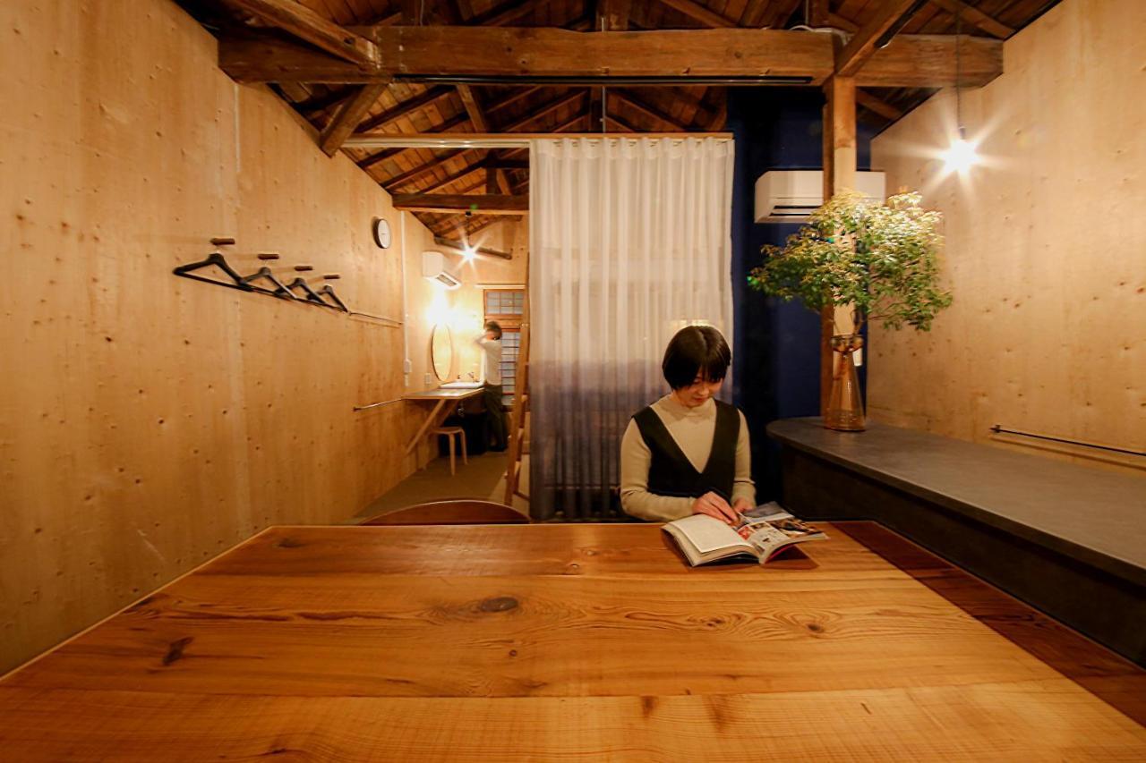 まちの別邸 緝 Shu Hostel Kochi  Ngoại thất bức ảnh